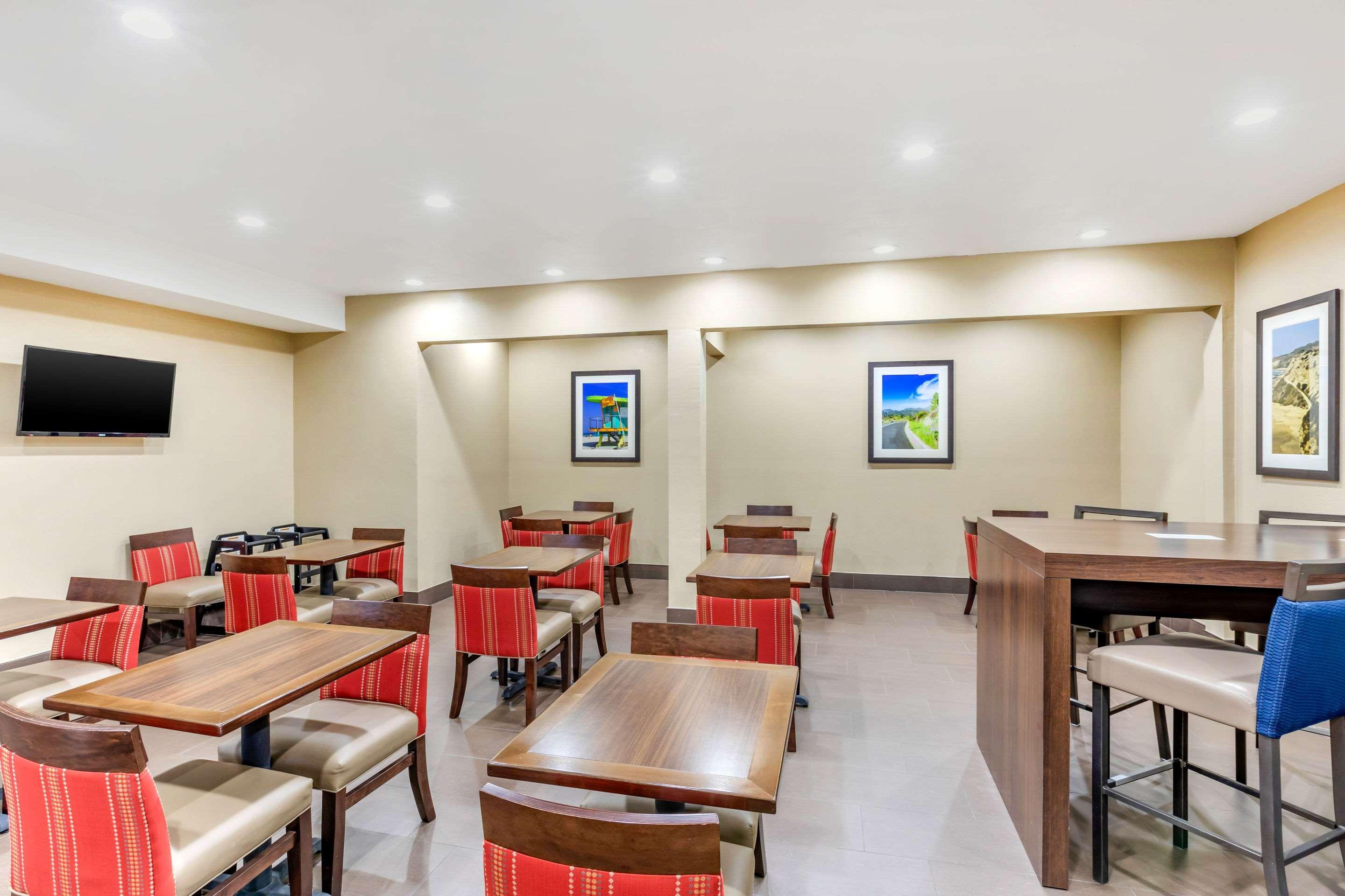 Comfort Inn & Suites Orange County John Wayne Airport Santa Ana Kültér fotó