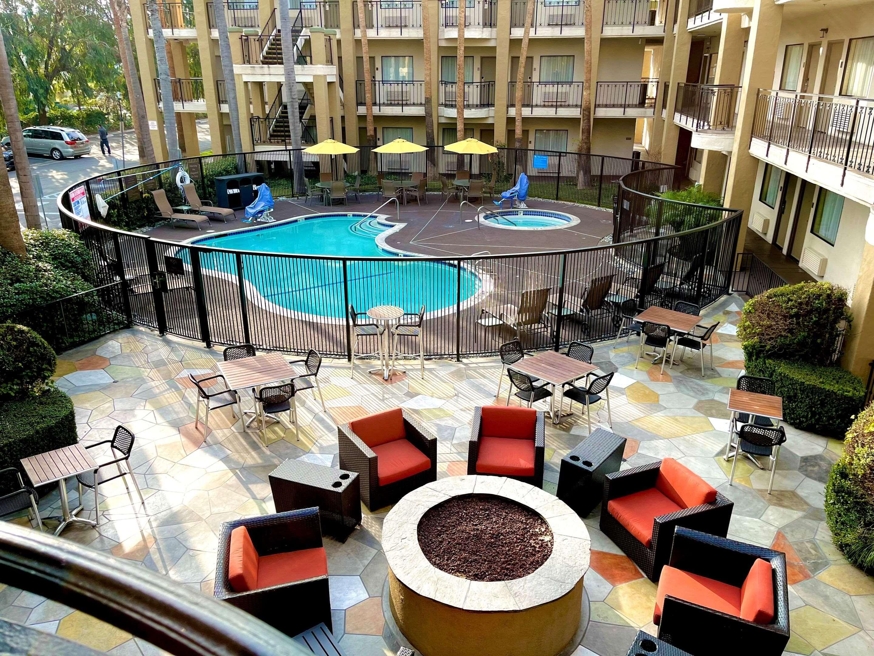 Comfort Inn & Suites Orange County John Wayne Airport Santa Ana Kültér fotó