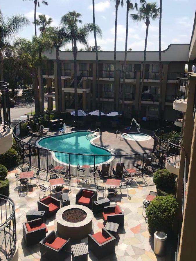 Comfort Inn & Suites Orange County John Wayne Airport Santa Ana Kültér fotó