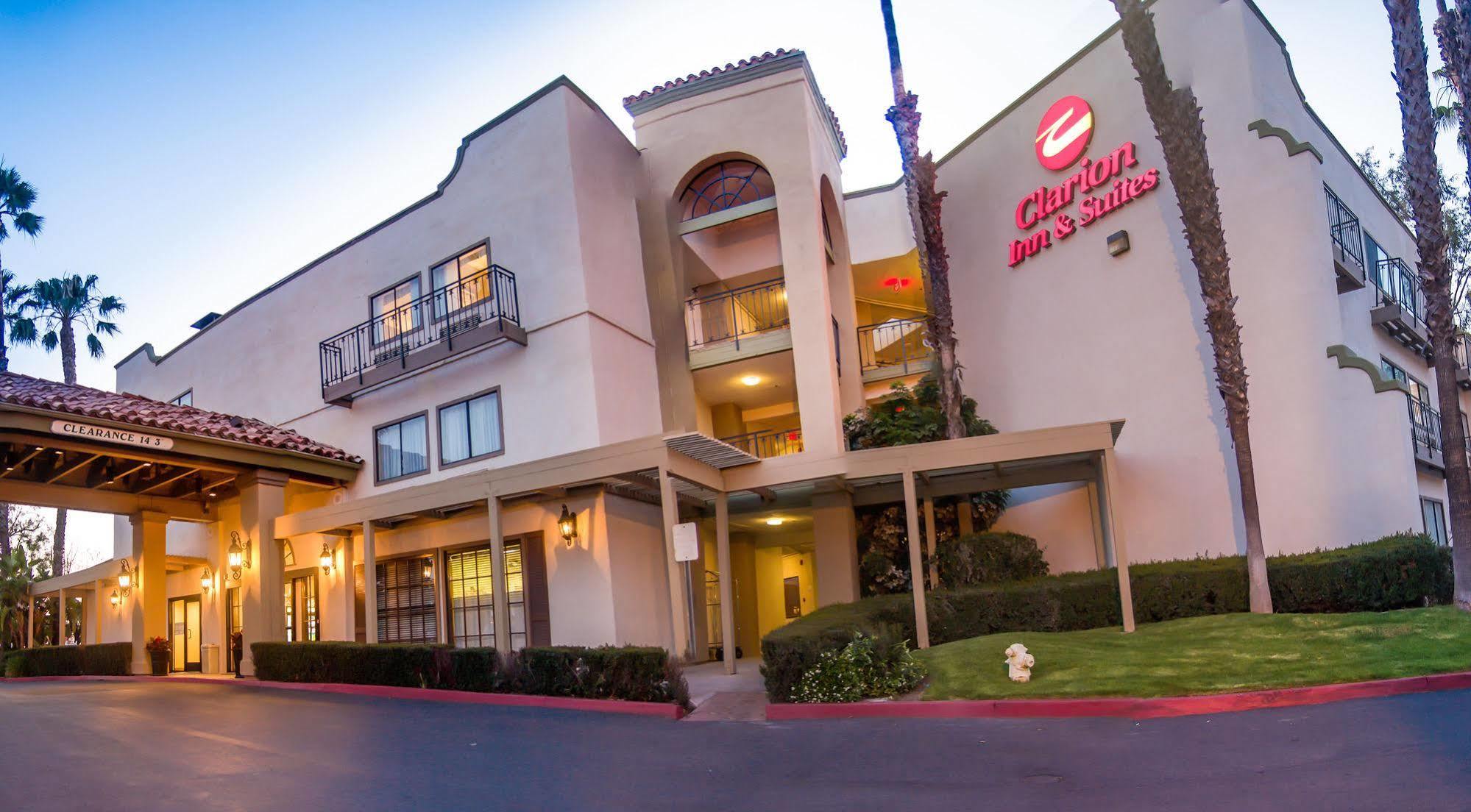 Comfort Inn & Suites Orange County John Wayne Airport Santa Ana Kültér fotó
