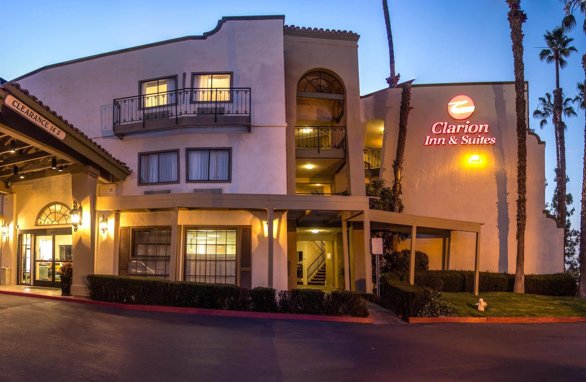 Comfort Inn & Suites Orange County John Wayne Airport Santa Ana Kültér fotó